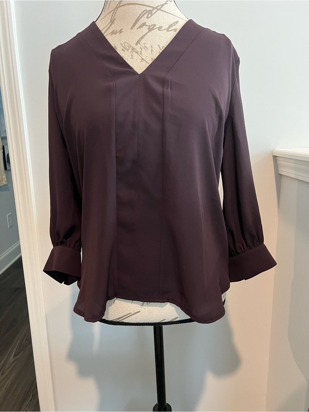 Womens V-Neck Long Sleeve Blouse in Deep Plum